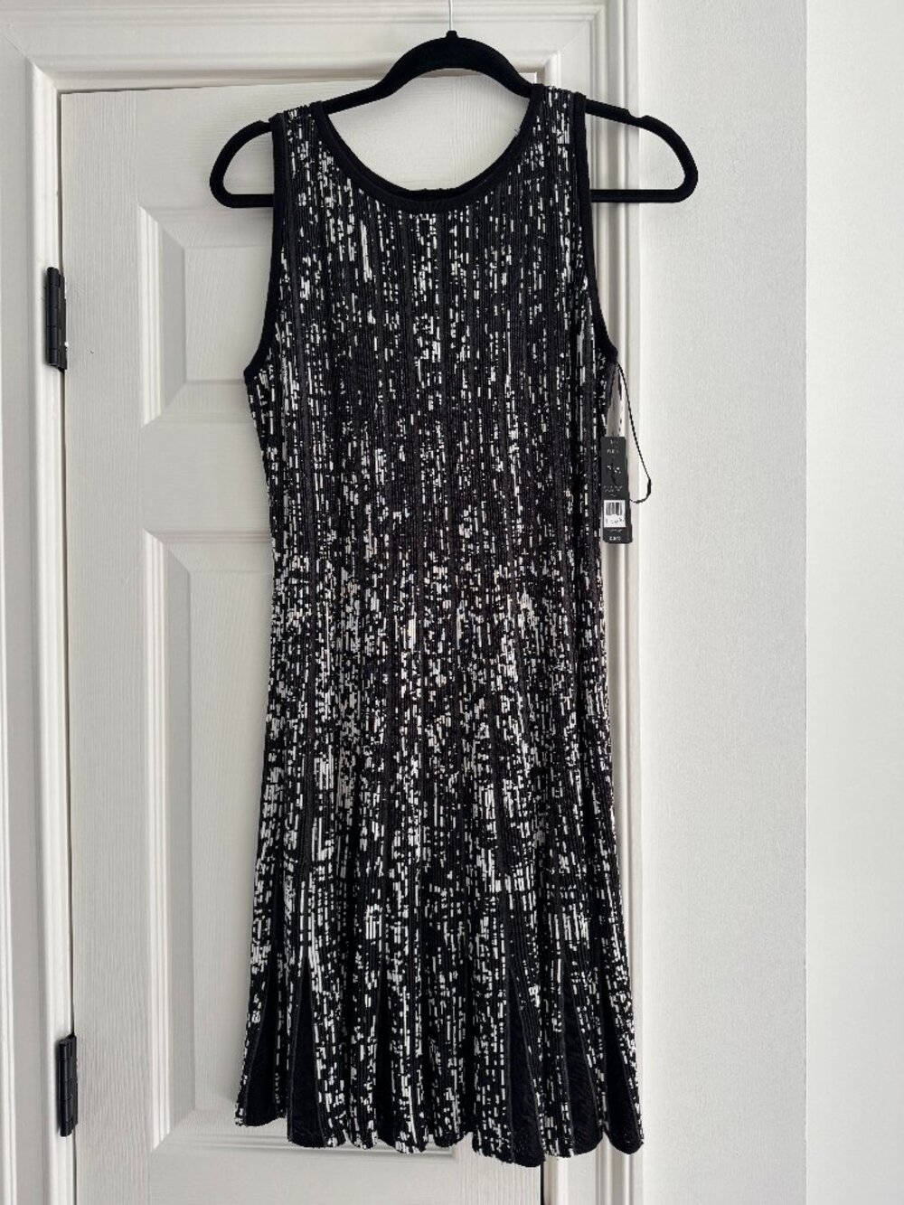 NIC + ZOE Black & white fit and flare dress